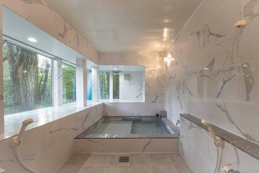 Private Hot-spring In Villa